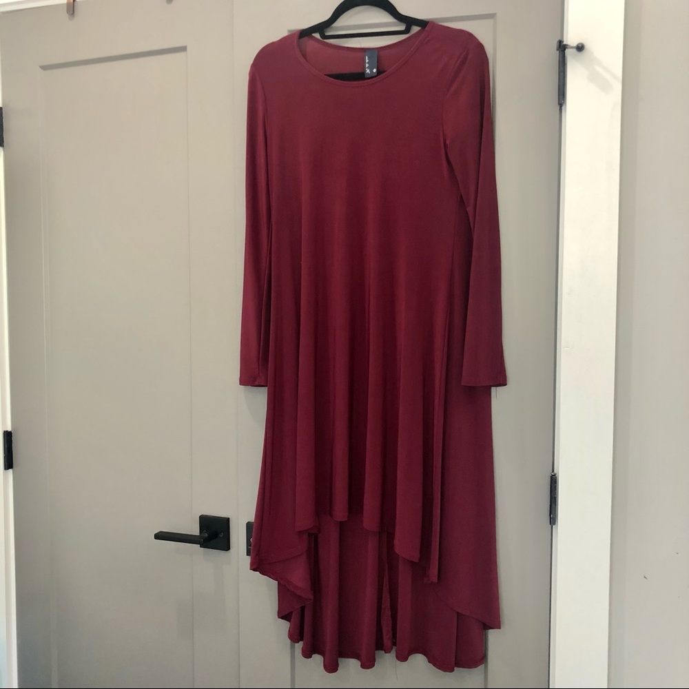 Maroon high-low shift dress